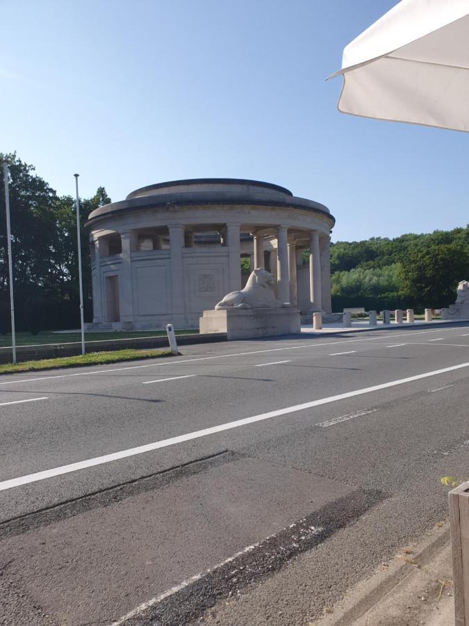 Le Gite Du Mont De La Hutte Ploegsteert 外观 照片